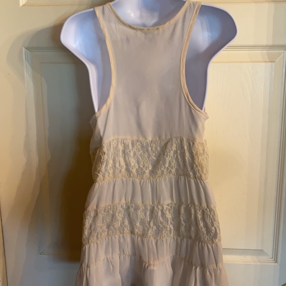 Women’s size Small tank - Picture 3 of 3